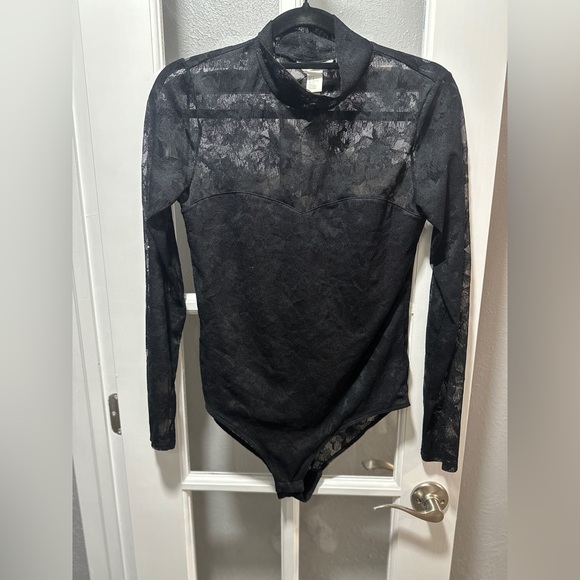 NWOT H&M LACE MESH BODYSUIT - Picture 2 of 6